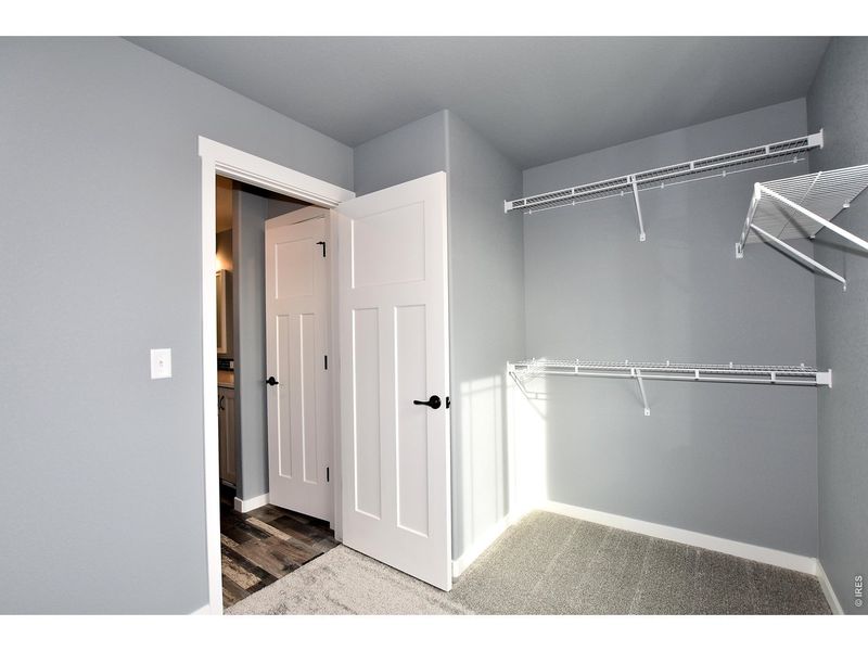 Spacious, unfurnished interior of a new home in , Johnstown (Image 27).