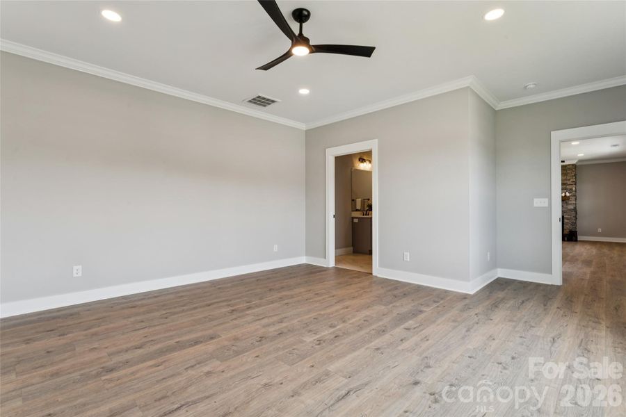 Spacious, unfurnished interior of a new home in , Mocksville (Image 13).