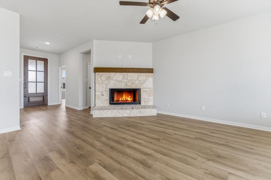 Spacious, unfurnished interior of a new home in Fairview Meadows, New Fairview (Image 19).