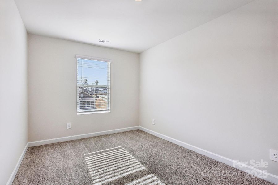 Photo is not of the actual home, but is an inspirational photo of builder’s model home and may depict options, furnishings, and/or decorator features that are not included Photo is not of the actual home, but is an inspirational photo of builder’s model home and may depict options, furnishings, and/or decorator features that are not included