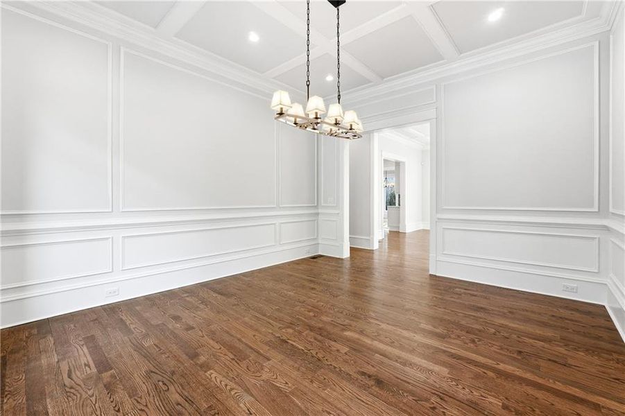 Spacious, unfurnished interior of a new home in , Roswell (Image 36).