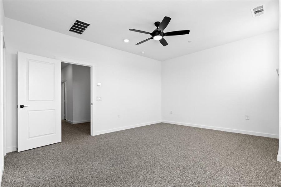 017-1232Armstrong-TheColony-TX-75056-PrimaryBedroom.jpg-FULL