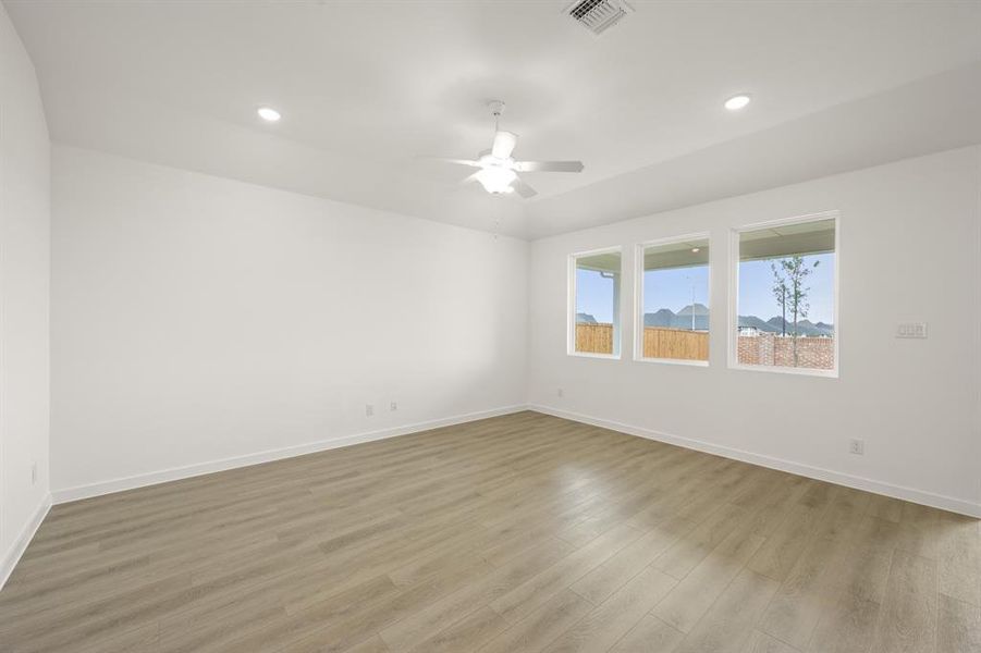 672 Tyronza- Living Room-7588 672 Tyronza- Living Room-7588