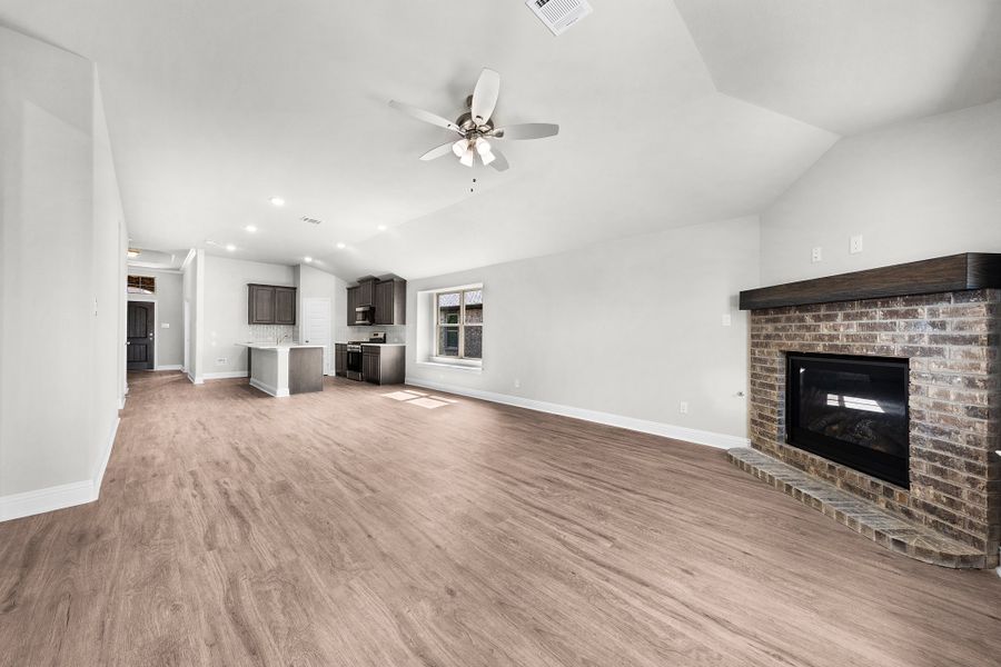 Spacious, unfurnished interior of a new home in Fox Landing, Caddo Mills (Image 13). Spacious, unfurnished interior of a new home in Fox Landing, Caddo Mills (Image 13).