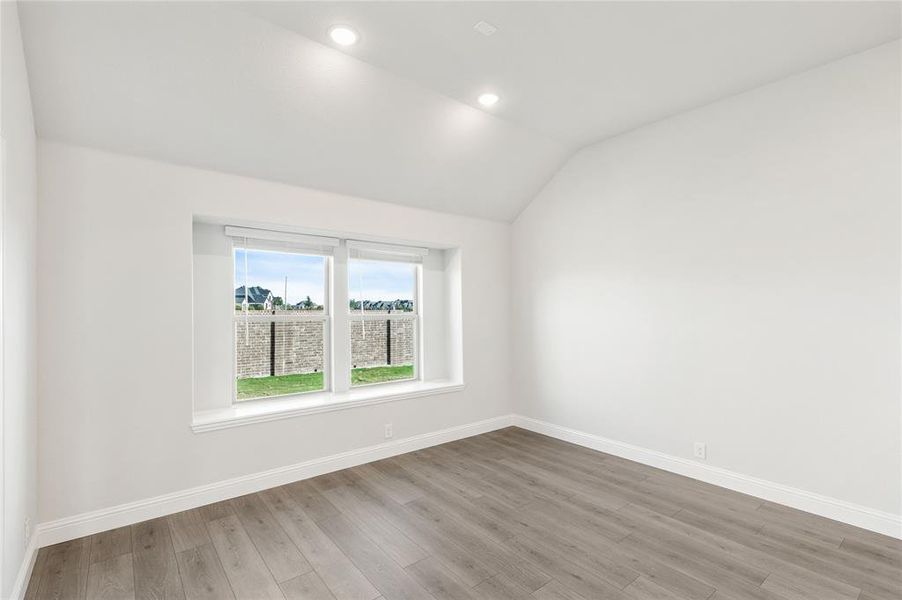 Spacious, unfurnished interior of a new home in Villages of Walnut Grove, Midlothian (Image 27).