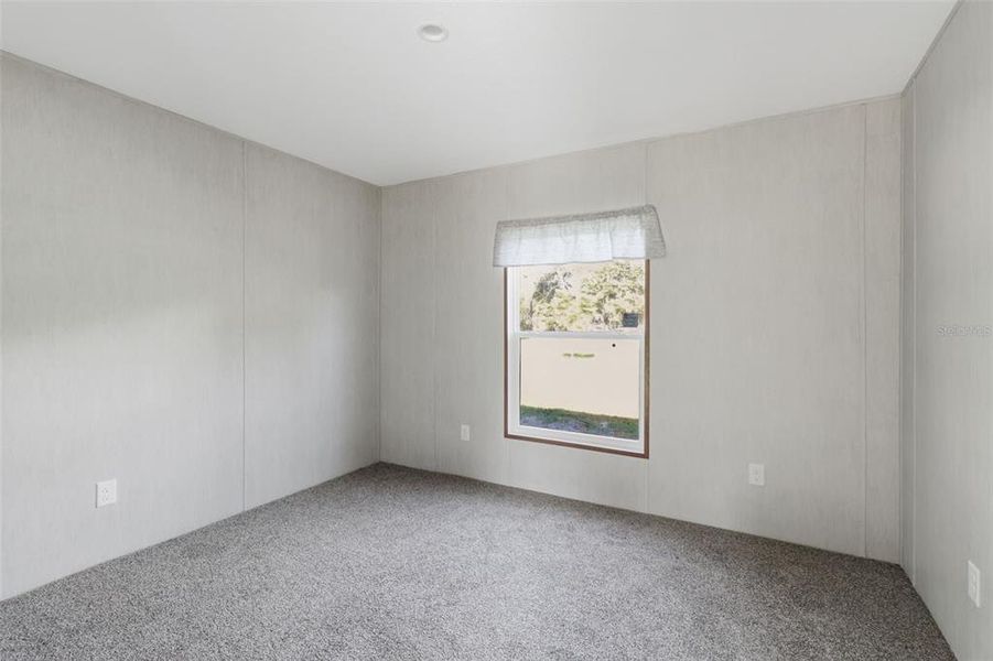 Spacious, unfurnished interior of a new home in , Spring Hill (Image 21).
