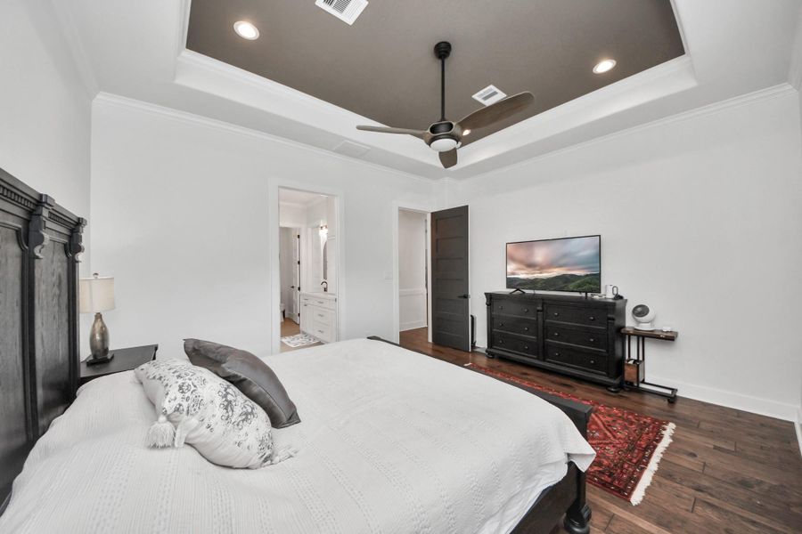 Furnished interior view inside a new home in , Sugar Land (Image 25).