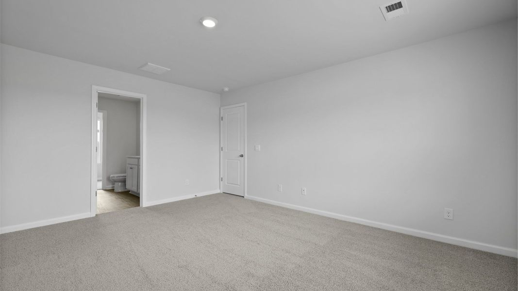 Representative unfurnished interior of a home built from the BRANDON by D.R. Horton in Hillcrest, Ravenel (Image 28).