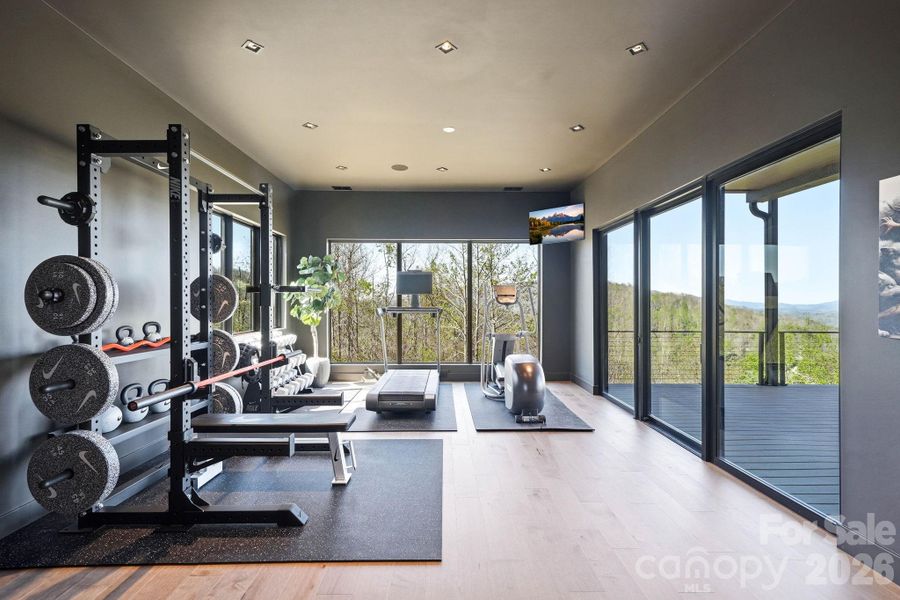 Community amenities in , Banner Elk (Image 31).