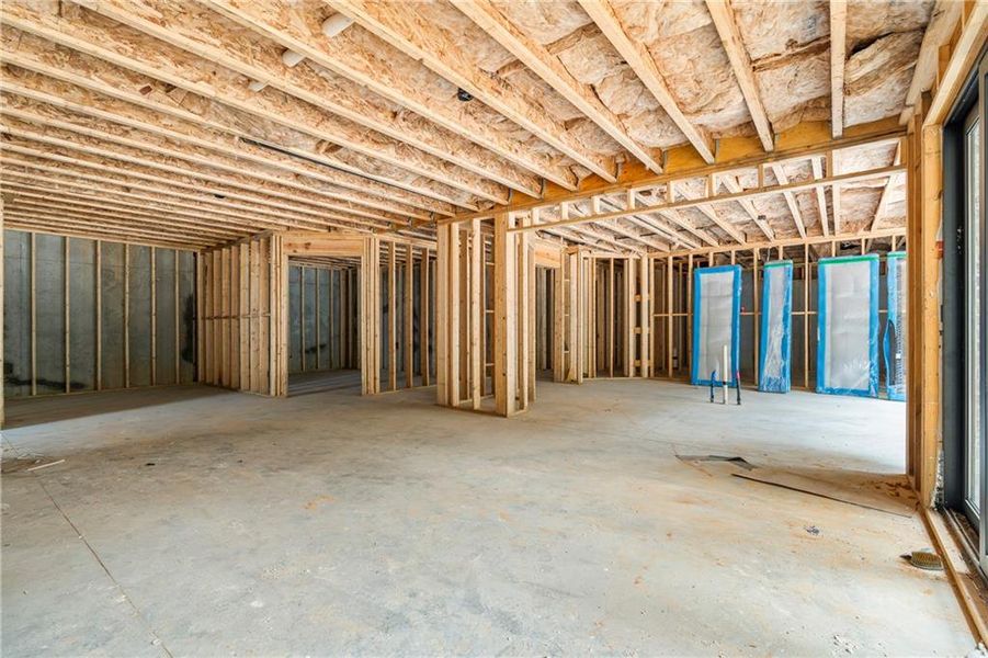 Spacious, unfurnished interior of a new home in , Fairburn (Image 48).