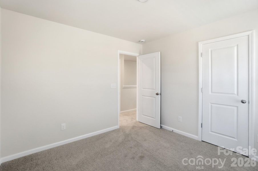 Spacious, unfurnished interior of a new home in Arbor Chase, Clover (Image 22).