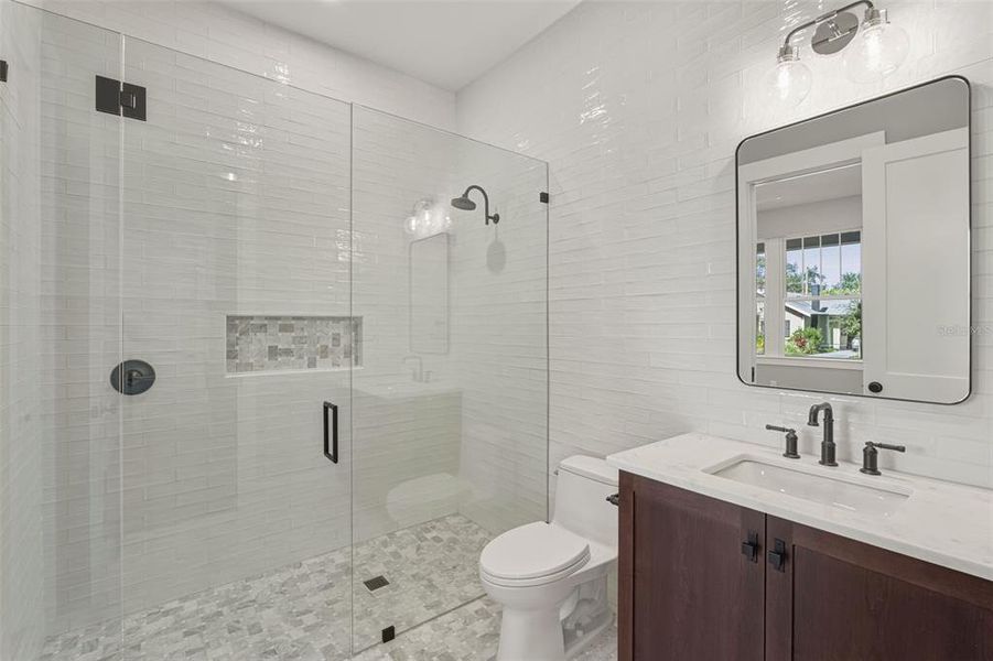 Furnished interior view inside a new home in , St. Petersburg (Image 19).