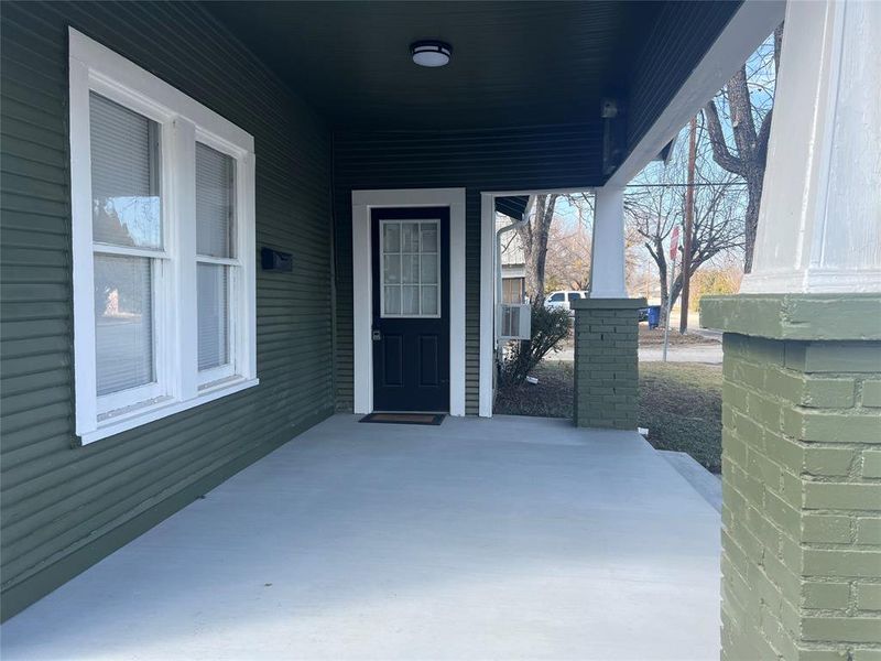 Exterior details and patio area of a home in , Brownwood (Image 12).