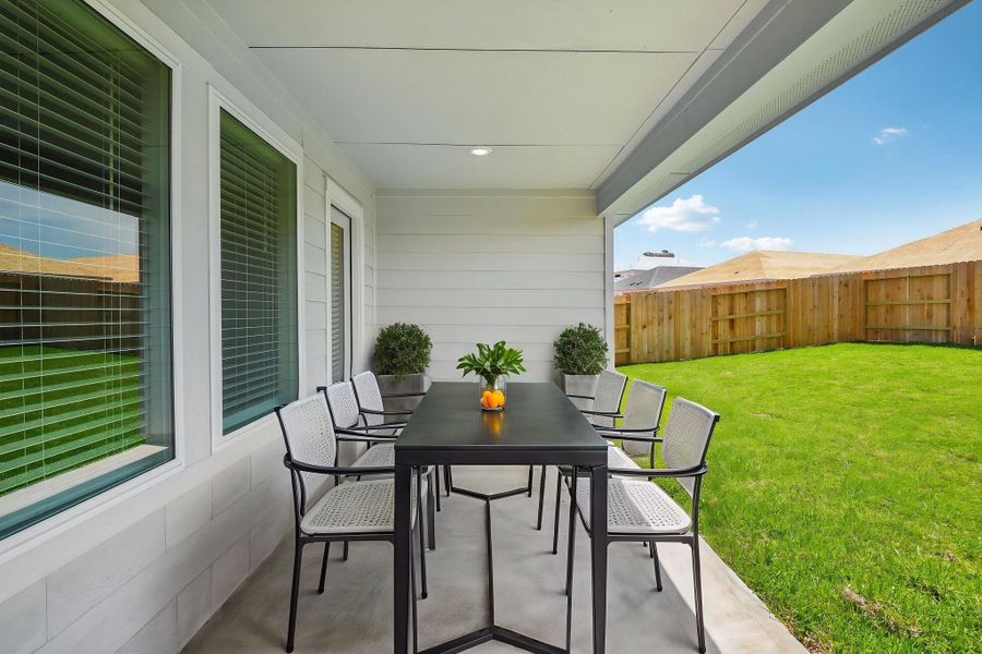 Photo is not of the actual home, but is an inspirational photo of builder’s model home and may depict options, furnishings, and/or decorator features that are not included Photo is not of the actual home, but is an inspirational photo of builder’s model home and may depict options, furnishings, and/or decorator features that are not included