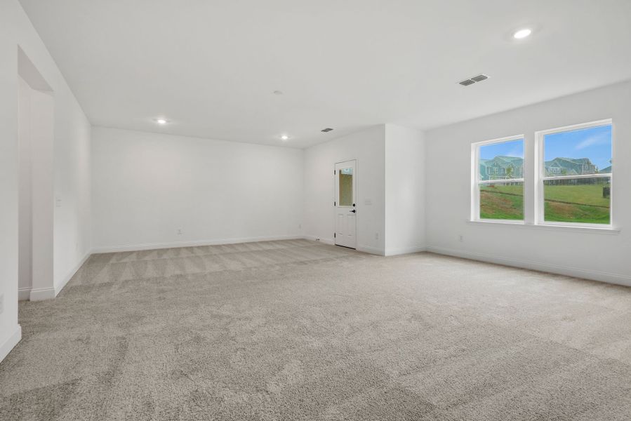 Spacious, unfurnished interior of a new home in Cannon Run, Concord (Image 22).
