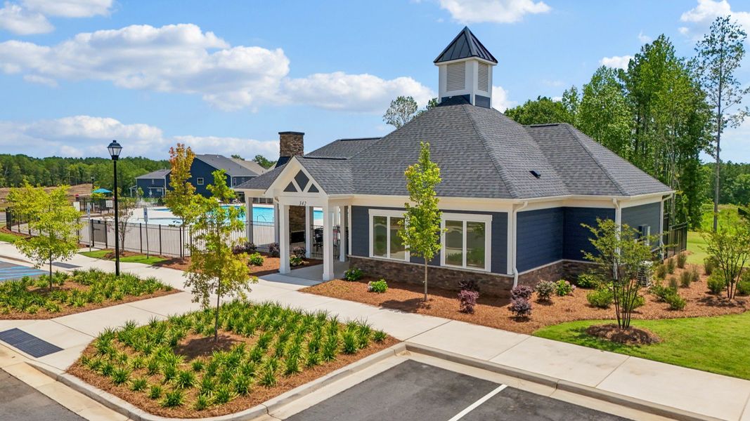Lakeside Glen Community Amenity - Sparkling pool, Cabana, and playground