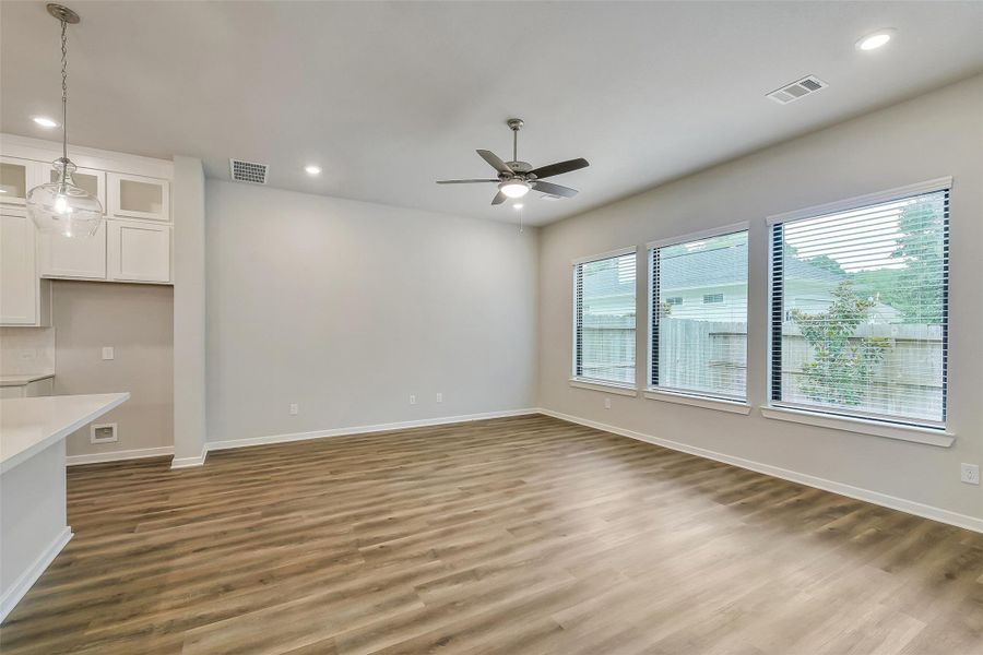 Spacious, unfurnished interior of a new home in Summer Place  35', Montgomery (Image 53).