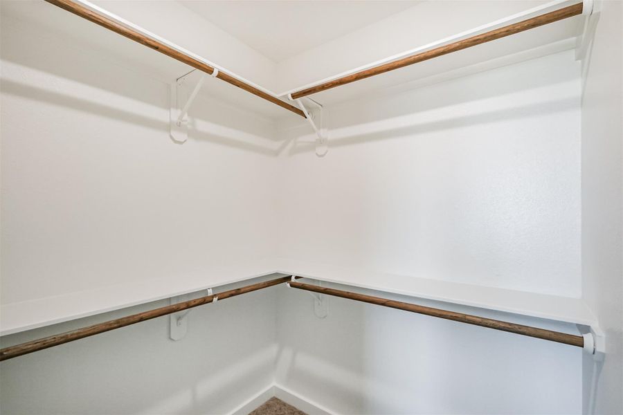 Spacious, unfurnished interior of a new home in , Houston (Image 31).