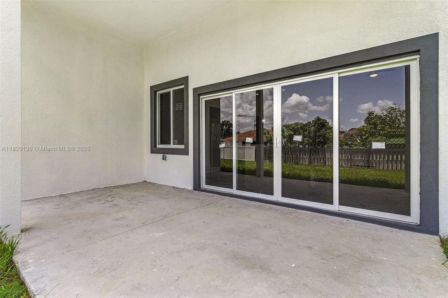 Image 22 of a home in .