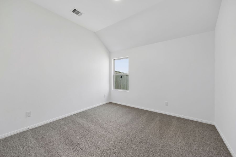 Spacious, unfurnished interior of a new home in Riviera Pines, Huffman (Image 31).