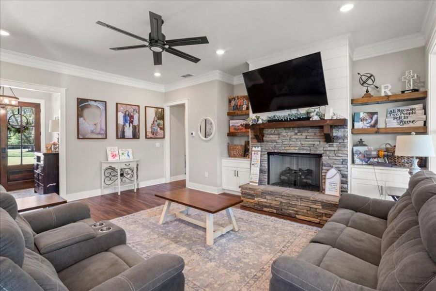 Furnished interior view inside a new home in , Newborn (Image 17).