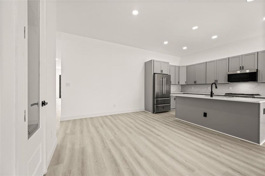 Image 27 of a home in .