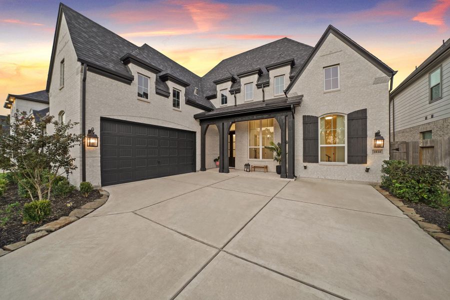 Exterior details and patio area of a home in Sienna, Missouri City (Image 26). Exterior details and patio area of a home in Sienna, Missouri City (Image 26).