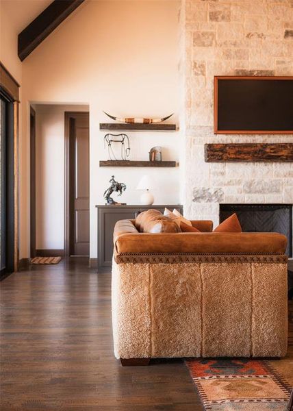 Furnished interior view inside a new home in Santana Ridge, Weatherford (Image 5). Furnished interior view inside a new home in Santana Ridge, Weatherford (Image 5).