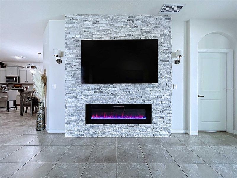 Image 46 of a home in Mirada.