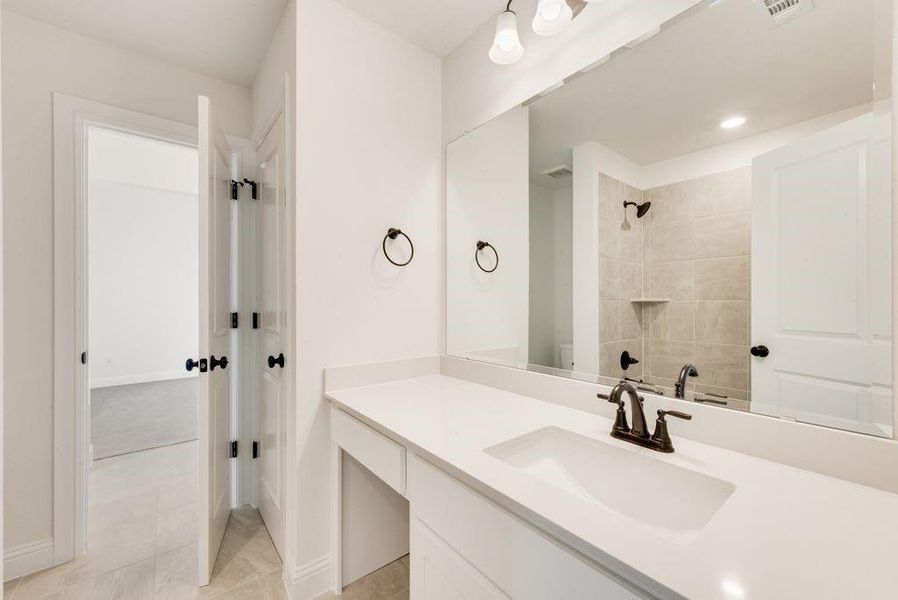 Furnished interior view inside a new home in Park Trails, Forney (Image 13). Furnished interior view inside a new home in Park Trails, Forney (Image 13).