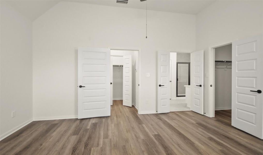 Tranquil owner's suite (*Photo not of actual home and used for illustration purposes only.) Tranquil owner's suite (*Photo not of actual home and used for illustration purposes only.)