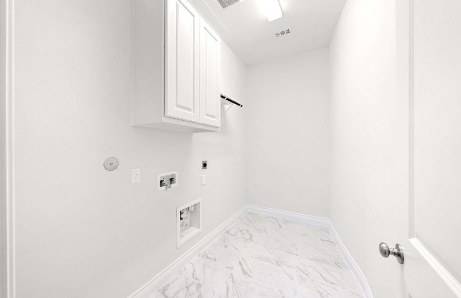 Spacious, unfurnished interior of a new home in Audubon 60′, Magnolia (Image 37).