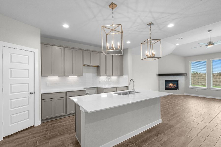 Furnished interior view inside a new home in Briarwood Crossing, Rosenberg (Image 11).
