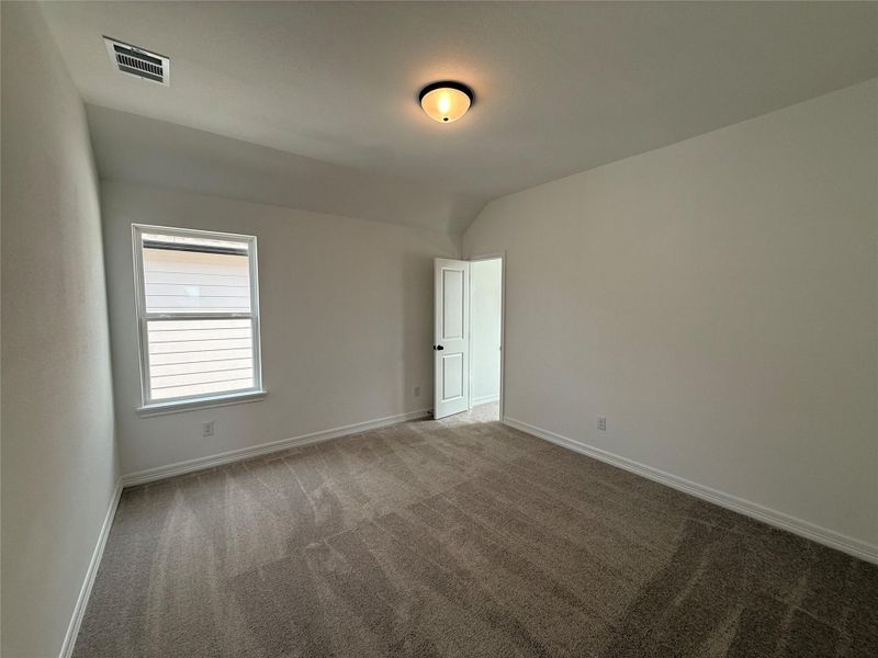 Spacious, unfurnished interior of a new home in Wildrye, Waller (Image 15).