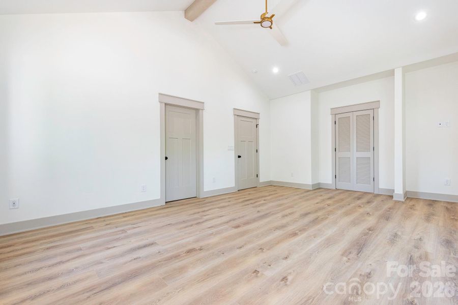 Spacious, unfurnished interior of a new home in , Charlotte (Image 19).
