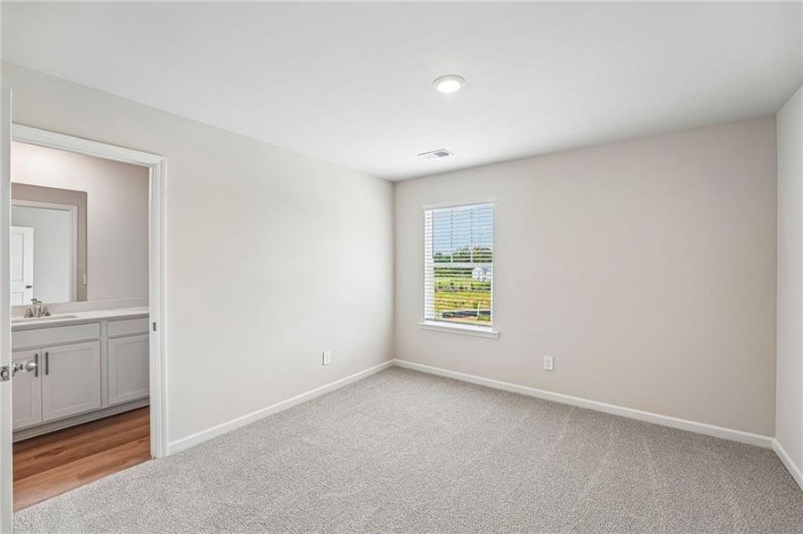Spacious, unfurnished interior of a new home in Artisan Walk, Fairburn (Image 30). Spacious, unfurnished interior of a new home in Artisan Walk, Fairburn (Image 30).