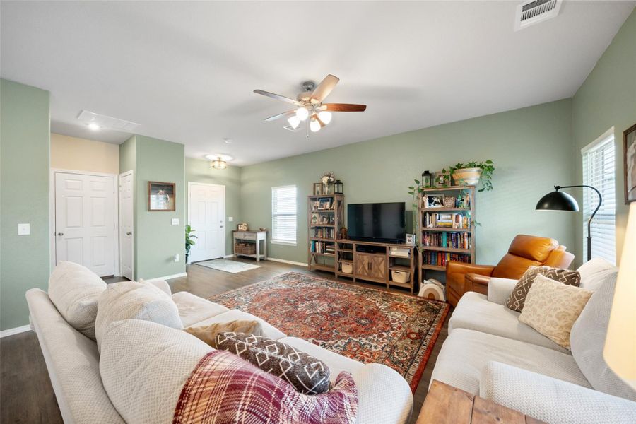 Furnished interior view inside a new home in Chapel Run, Montgomery (Image 14). Furnished interior view inside a new home in Chapel Run, Montgomery (Image 14).
