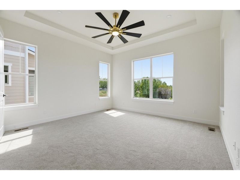 Spacious, unfurnished interior of a new home in , Windsor (Image 19).