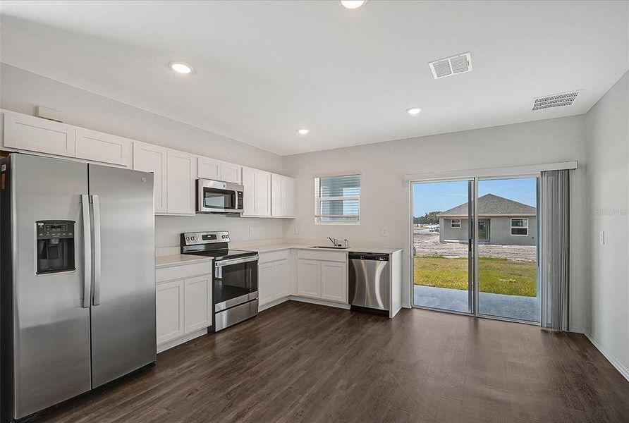 Furnished interior view inside a new home in Broadleaf, Parrish (Image 8).