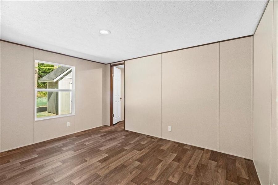 Spacious, unfurnished interior of a new home in , Resaca (Image 22). Spacious, unfurnished interior of a new home in , Resaca (Image 22).