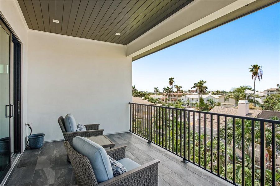 Exterior details and patio area of a home in , Belleair Beach (Image 36).