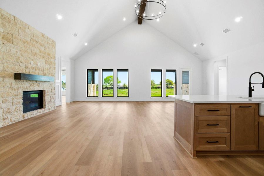 Spacious, unfurnished interior of a new home in Chapel Bend, Montgomery (Image 33).