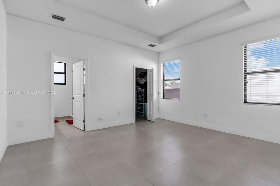 Spacious, unfurnished interior of a new home in Century Royal Homes, Homestead (Image 23).