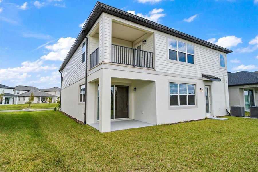 Exterior details and patio area of a home in Chapel Crossings, Wesley Chapel (Image 4). Exterior details and patio area of a home in Chapel Crossings, Wesley Chapel (Image 4).