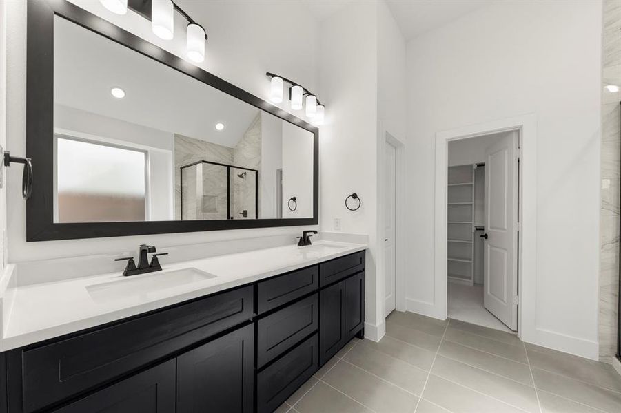 22. 1708 Possum - Bath (2) 22. 1708 Possum - Bath (2)