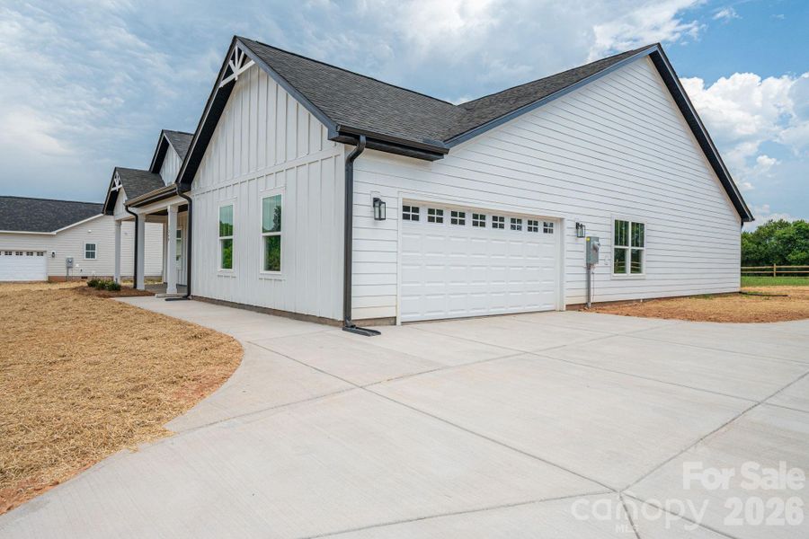 Exterior details and patio area of a home in , Maiden (Image 21).