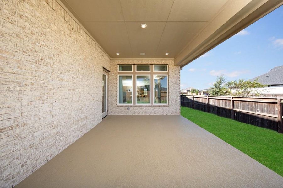 Exterior details and patio area of a home in Jordan Ranch, Katy (Image 2). Exterior details and patio area of a home in Jordan Ranch, Katy (Image 2).