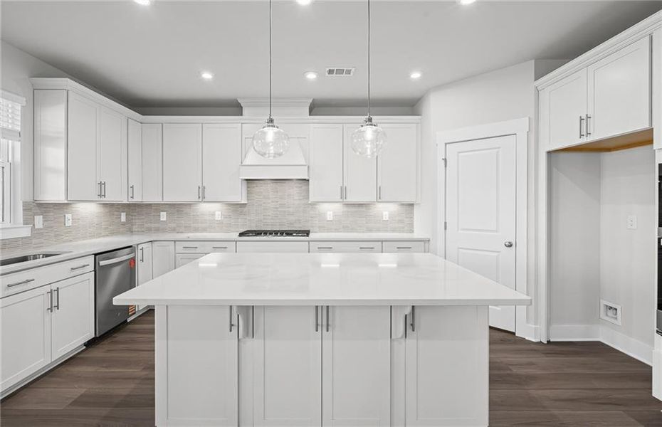 Furnished interior view inside a new home in Creekside at Skelton, Jefferson (Image 8).