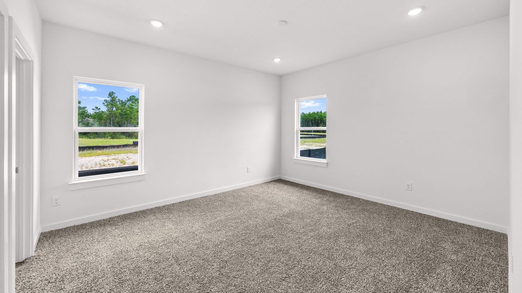 Representative unfurnished interior of a home built from the Walker by D.R. Horton in Ashton Park Phase III, Freeport (Image 28).