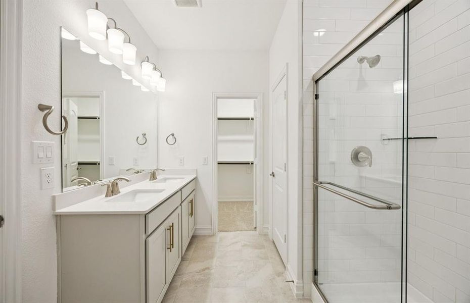 Spacious owner's bathroom